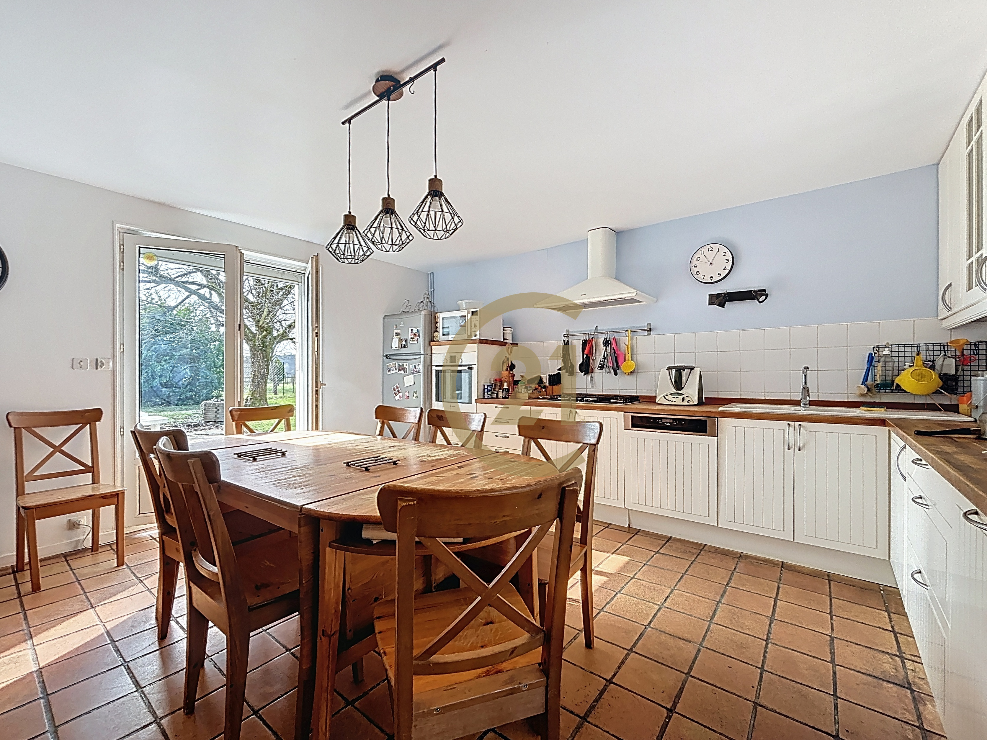 Maison de charme à vendre — photo 1